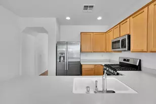 2314 Bay Horse Ln, Sacramento, CA 95835 - Photo 7