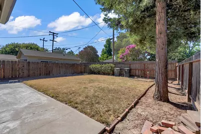 1322 Del Rey Avenue, Modesto, CA 95350 - Photo 19