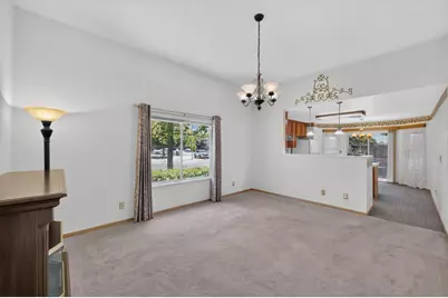 8024 Deer Lake Drive, Sacramento, CA 95823 - Photo 5
