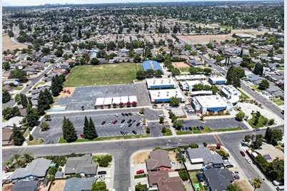 8024 Deer Lake Drive, Sacramento, CA 95823 - Photo 33