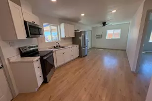 391 Yandris Ct, Los Banos, CA 93635 - Photo 13