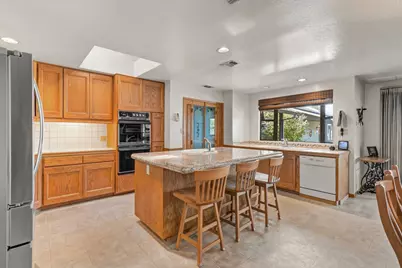 7779 Pardal Court, Citrus Heights, CA 95610 - Photo 11