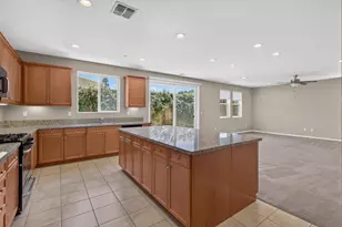 5385 Sable Wood Ln, Fair Oaks, CA 95628 - Photo 11