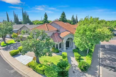 2033 Northcrest Court, Modesto, CA 95355 - Photo 5