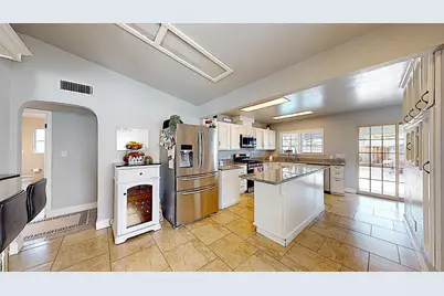 204 N Santa Ana Avenue, Modesto, CA 95354 - Photo 41