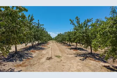 5737 Crow Road, Oakdale, CA 95361 - Photo 71