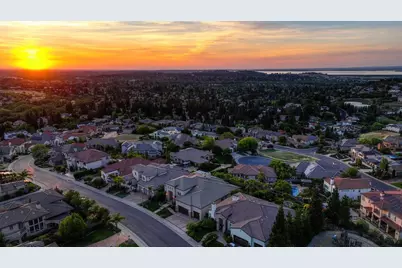 1752 Lake Vista Way, Folsom, CA 95630 - Photo 75