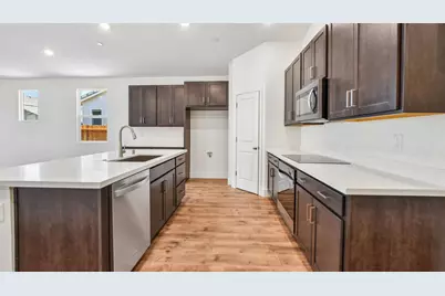 7974 Riverflow Way, Sacramento, CA 95832 - Photo 3