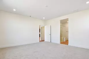 7974 Riverflow Wy, Sacramento, CA 95832 - Photo 11