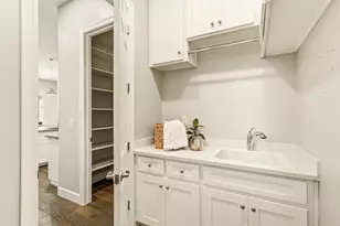 8790 Woodgrove Cir, Granite Bay, CA 95746 - Photo 21