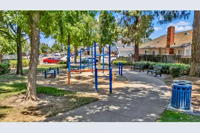 102 Henry, Tracy, CA 95376 - Photo 37