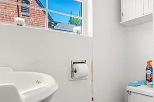 1629 W Poplar St, Stockton, CA 95203 - Photo 19