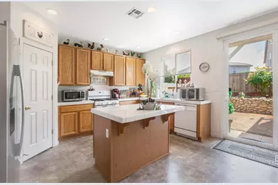 11552 Marissa Way, Rancho Cordova, CA 95670 - Photo 7