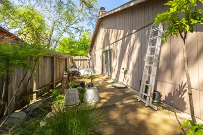 6982 Folsom Oaks Court, Granite Bay, CA 95746 - Photo 19