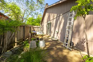 6982 Folsom Oaks Ct, Granite Bay, CA 95746 - Photo 19