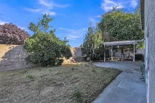 1080 Zumstein Dr, Ripon, CA 95366 - Photo 11