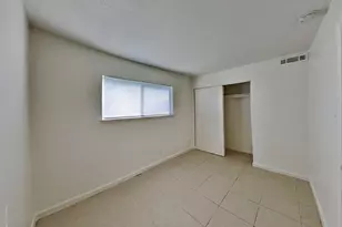 5644 Odea Dr, Sacramento, CA 95824 - Photo 5
