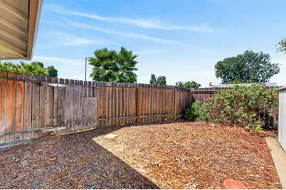 10951 Hirschfeld Way, Rancho Cordova, CA 95670 - Photo 39