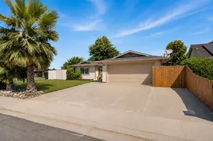 10951 Hirschfeld Way, Rancho Cordova, CA 95670 - Photo 3