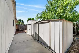 10951 Hirschfeld Way, Rancho Cordova, CA 95670 - Photo 41