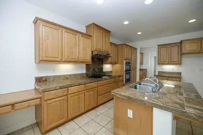 2049 Baluchi Way, Oakdale, CA 95361 - Photo 13