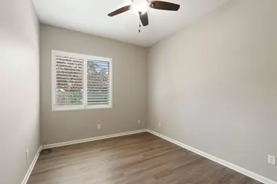 147 Edelweiss Way, Galt, CA 95632 - Photo 19