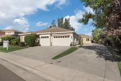 147 Edelweiss Way, Galt, CA 95632 - Photo 3