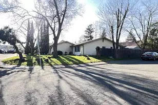 8391 Cranford Way, Citrus Heights, CA 95610 - Photo 3