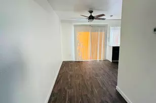8741 Woodman Way, Sacramento, CA 95826 - Photo 17