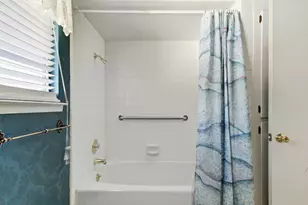 405 Crocker Rd, Sacramento, CA 95864 - Photo 37