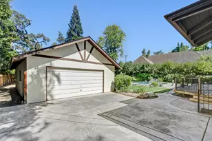 405 Crocker Rd, Sacramento, CA 95864 - Photo 43