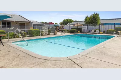 201 Woodrow Avenue #48, Modesto, CA 95350 - Photo 23