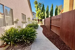 8809 Bridalsmith Dr, Sacramento, CA 95828 - Photo 35