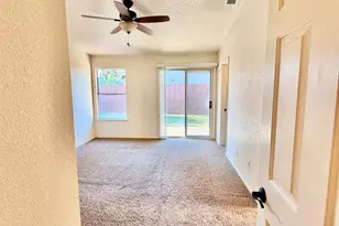 8809 Bridalsmith Dr, Sacramento, CA 95828 - Photo 19