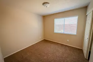 8809 Bridalsmith Dr, Sacramento, CA 95828 - Photo 33
