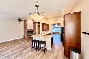 8809 Bridalsmith Dr, Sacramento, CA 95828 - Photo 7