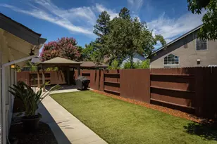 8809 Bridalsmith Dr, Sacramento, CA 95828 - Photo 31