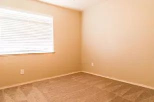 8809 Bridalsmith Dr, Sacramento, CA 95828 - Photo 23