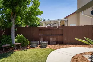 8809 Bridalsmith Dr, Sacramento, CA 95828 - Photo 51
