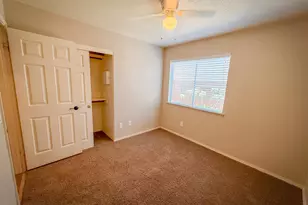 8809 Bridalsmith Dr, Sacramento, CA 95828 - Photo 35