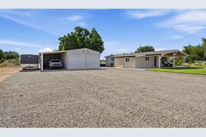 543 S Blossom Road, Waterford, CA 95386 - Photo 9