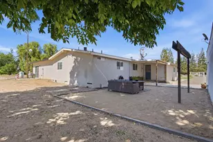 543 S Blossom Rd, Waterford, CA 95386 - Photo 35