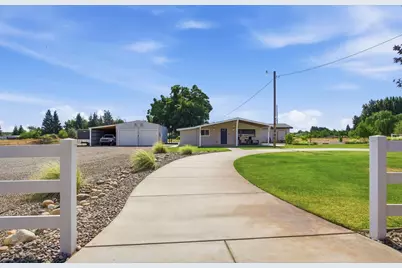 543 S Blossom Road, Waterford, CA 95386 - Photo 3