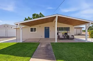 543 S Blossom Rd, Waterford, CA 95386 - Photo 11