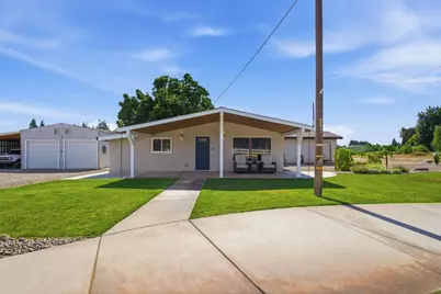 543 S Blossom Road, Waterford, CA 95386 - Photo 1
