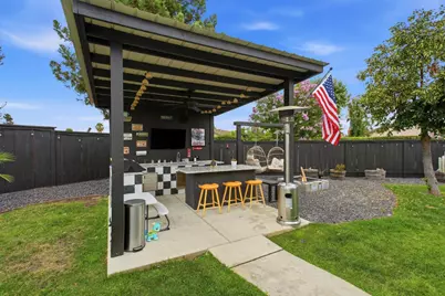 720 Lake Canyon Avenue, Galt, CA 95632 - Photo 27