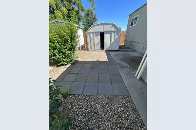 Pringle Avenue #22, Galt, CA 95632 - Photo 11