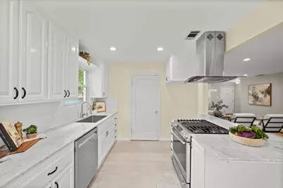36 Lupine Way, Sacramento, CA 95819 - Photo 13
