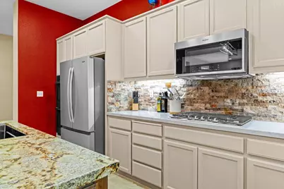 402 Farinelli, Escalon, CA 95320 - Photo 9