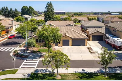 402 Farinelli, Escalon, CA 95320 - Photo 23